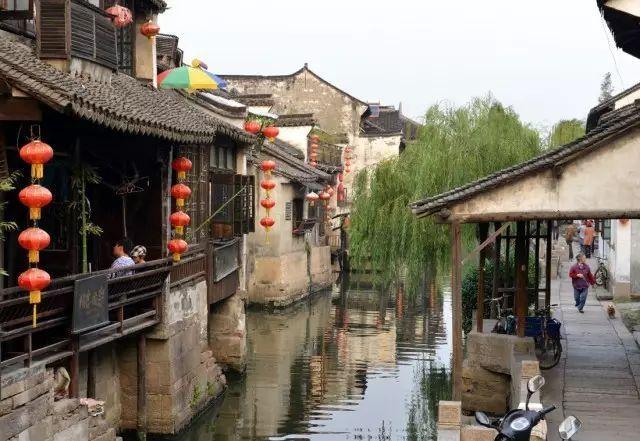 探索世界,尽在“最后一节课”:汶川地震,谭用血肉之躯护住了4位学生,知道他是谁吗?蜗牛问答平台